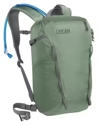 Camelbak Cloud Walker 18 Hydration Pack + 2.5L Water Bladder Green